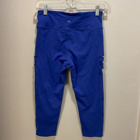 WOMAN’S blue/purple Capri leggings - Picture 3 of 9